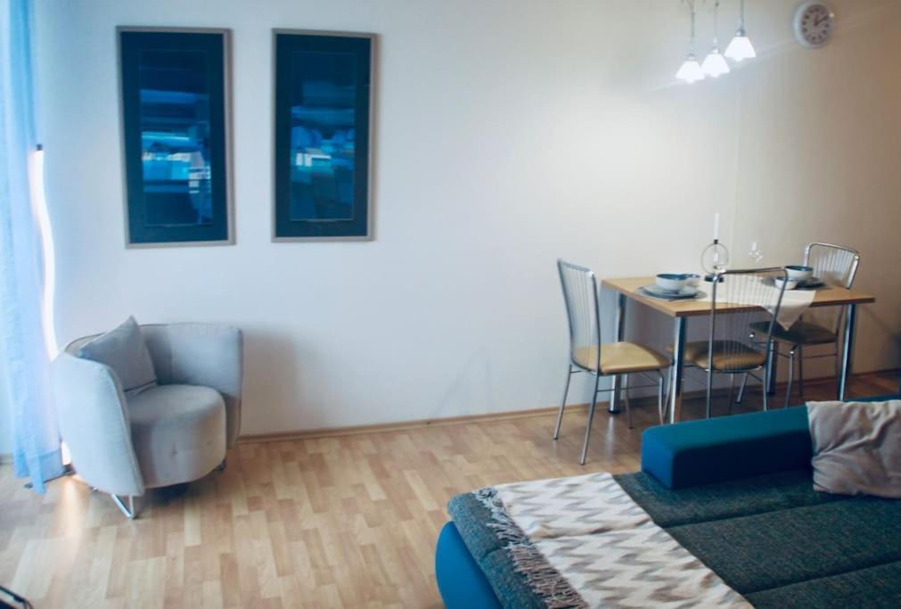 Jasmine Apartment - Free Parking - City Center - Skibus - Tatralandia 5Km Liptovsky Mikulas Bagian luar foto